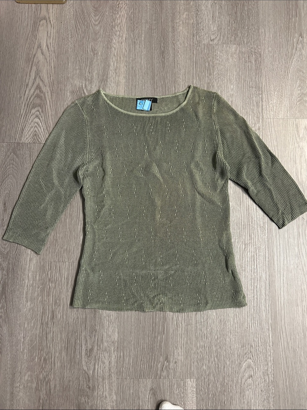 DKNY Olive Green Women's Knit 100% Silk Sweater - Lightweight 3/4 Sleeve- Size L